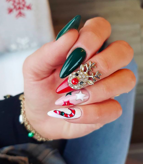 Christmas Nails – Ideas & Inspiration from HUSH Christmas Nails – Ideas & Inspiration from HUSH